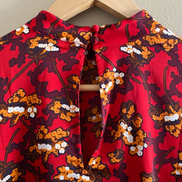 Ann Taylor Red Floral Floral‎ Mock Neck Printed Long Sleeve Blouse Top Small - Picture 5 of 11